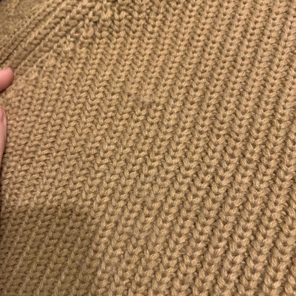 Forever 21 camel cable knit sweater - Picture 3 of 3